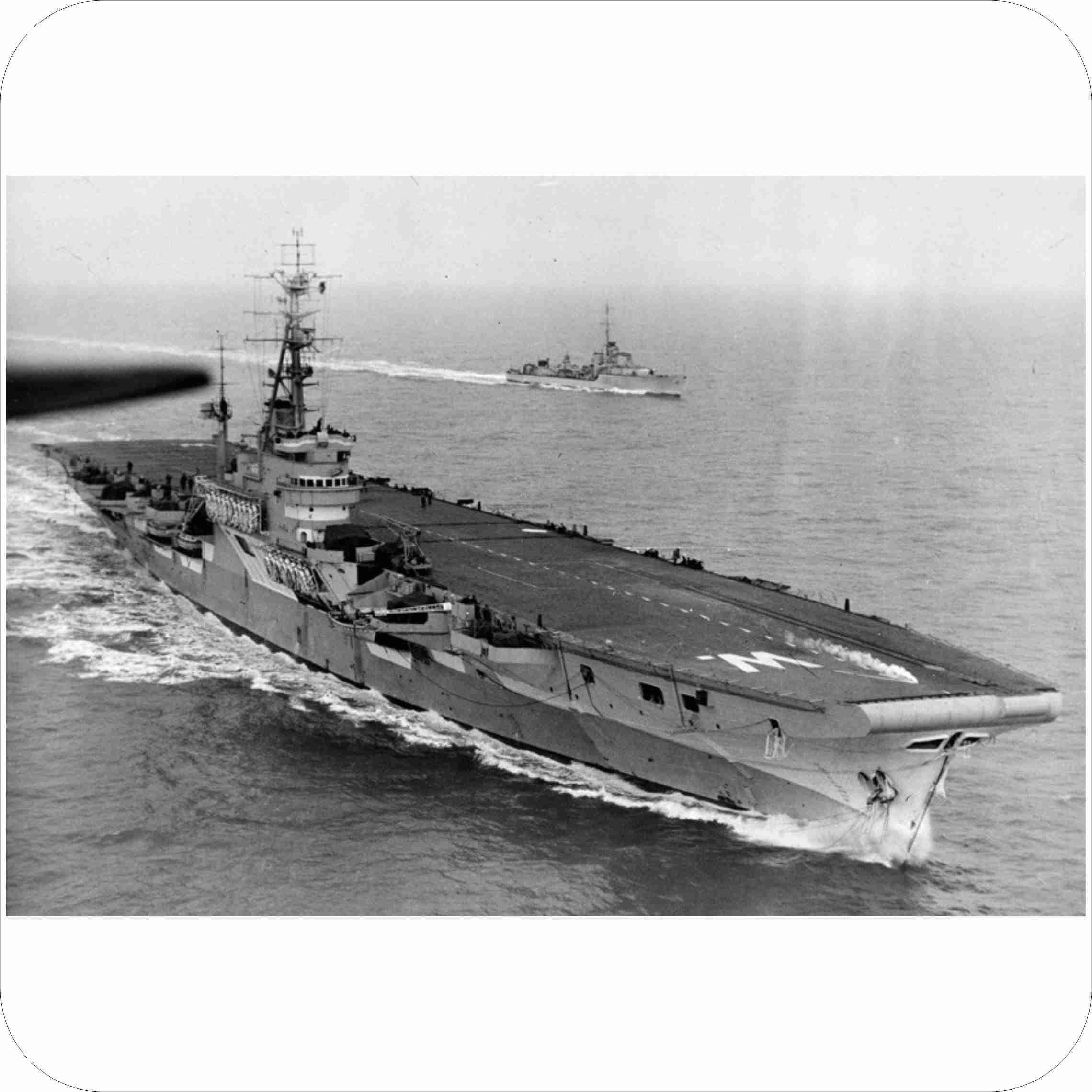 2168-hmcs-warrior-deck-and-hull-markings-above-below-graphics